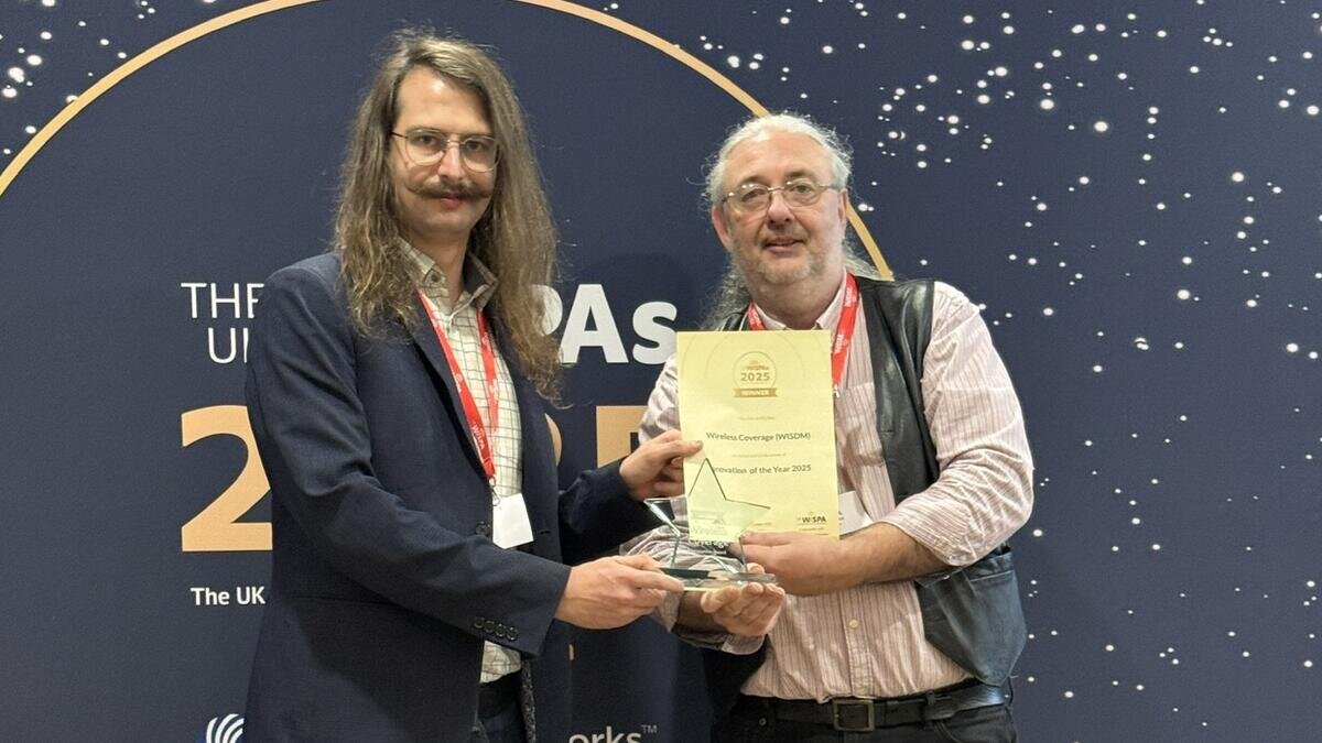 Wireless coverage accepting an award at the UKWISPA 2025 awards